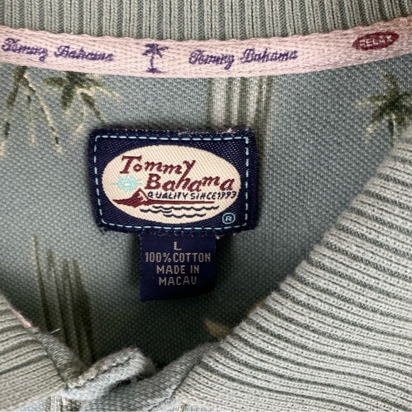 Tommy Bahama Vintage Men's 3 Button Polo Shirt flower Print Large (L) - Picture 2 of 6